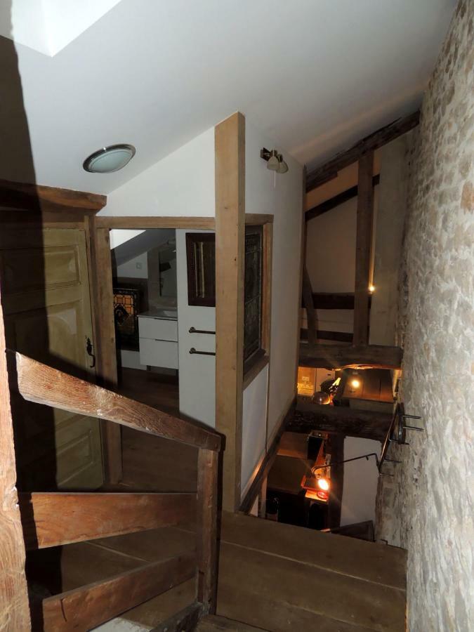 Maison Romane 1136 Клюни Экстерьер фото